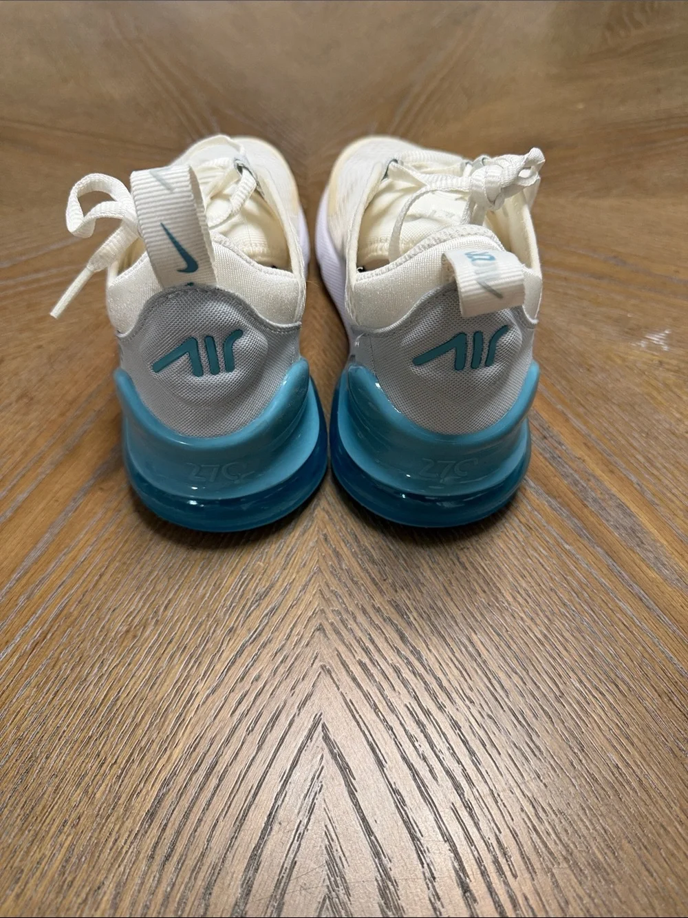 Nike Air Max 270 Kids Cream & Teal Sneakers Sz 3Y